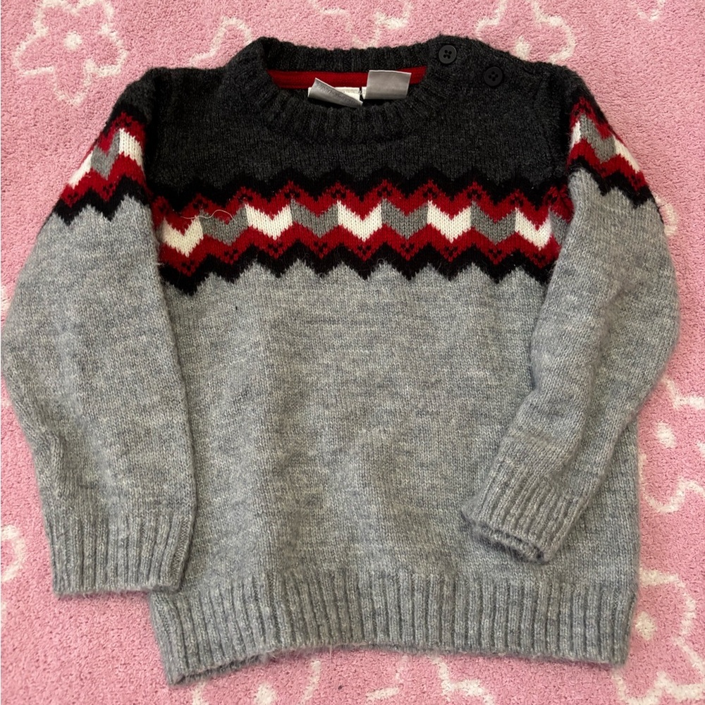 Gray Knit Sweater with Zigzag Pattern